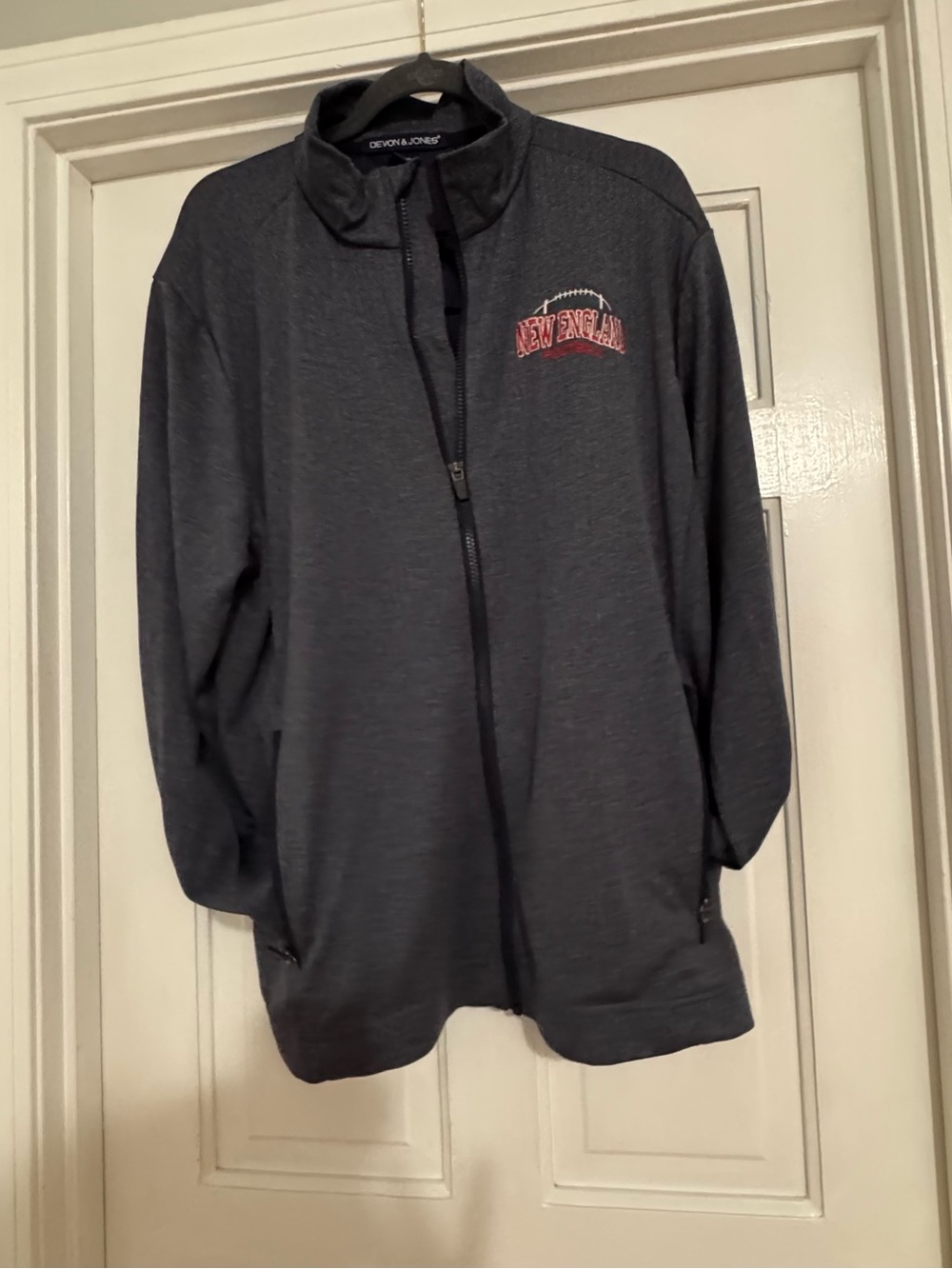 Devon & Jones Men's Dark Heather Zip Jacket with Navy Lining